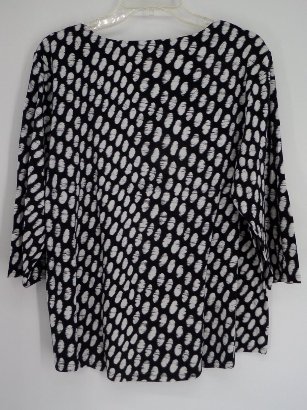 Chico's  Women's 3/4 Sleeve Black n White  Dots Print  Top  Size 3 US XL - Picture 3 of 7